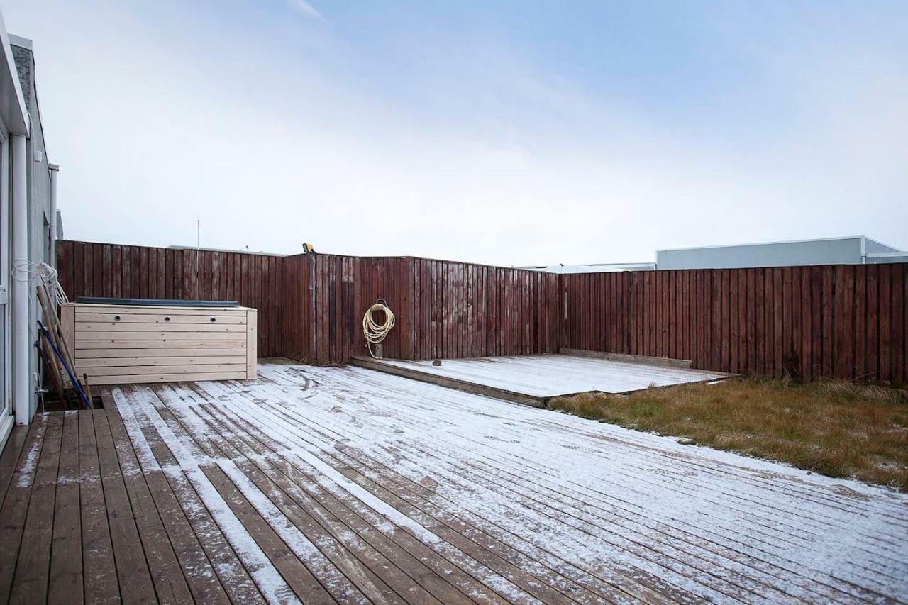 Cozy 3 Bedroom House Near The Blue Lagoon Njarthvik Exterior photo