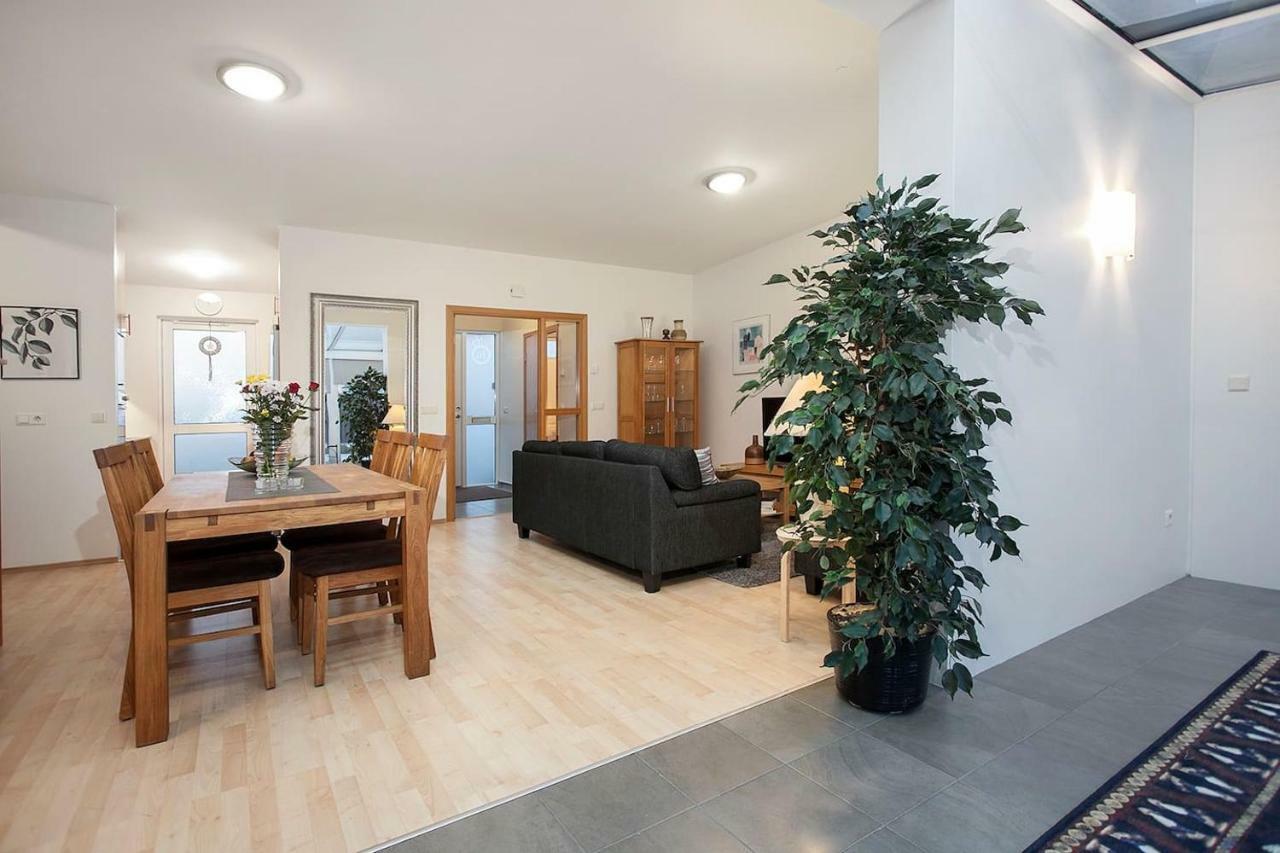 Cozy 3 Bedroom House Near The Blue Lagoon Njarthvik Exterior photo